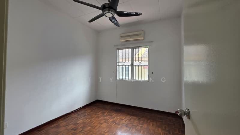 2-storey Terraced House for Sale in Setia Impian (Setia Alam) - Betty Ning - Bedroom - PropertyGuru.com.my