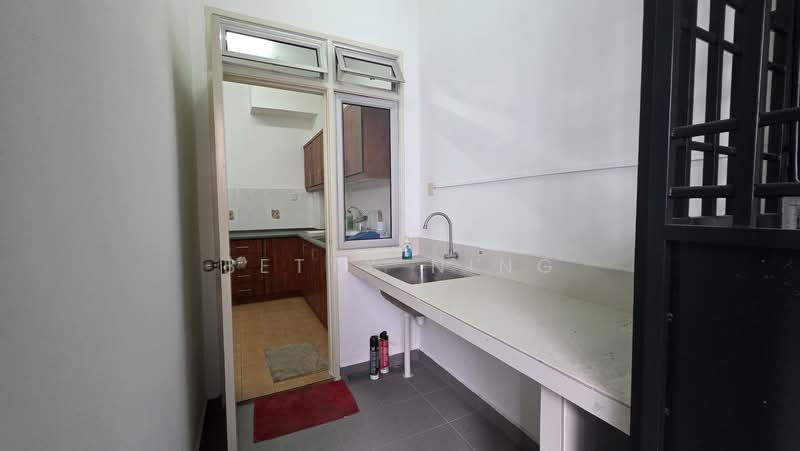 2-storey Terraced House for Sale in Setia Impian (Setia Alam) - Betty Ning - Kitchen - PropertyGuru.com.my