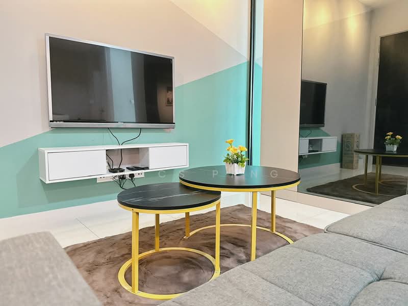 Servis Apartment untuk Disewa di Datum Jelatek (LINQ Sky Residence) - Macs Pang - Living Room - PropertyGuru.com.my