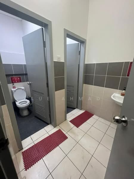 Shop for Rent in Bangi (Selangor) - Sue Ahmad - Bathroom - PropertyGuru.com.my