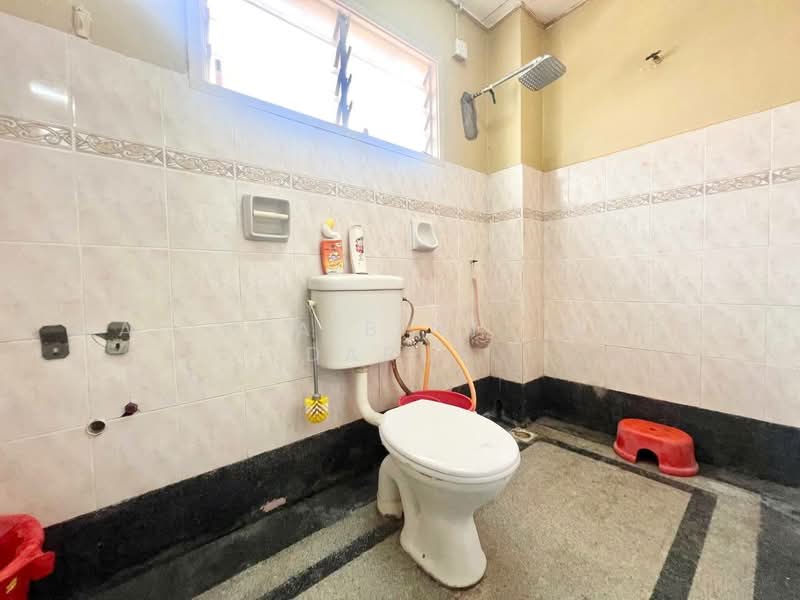 Rumah Teres 2 Tingkat untuk Dijual di Taman Pelangi Semenyih (Semenyih) - Maizura binti Mohd Darus - Bathroom - PropertyGuru.com.my