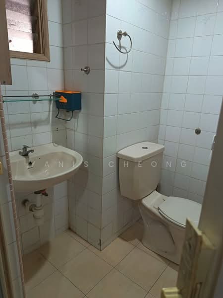 Pangsapuri untuk Dijual di Nova II - Yanis Cheong - Bathroom - PropertyGuru.com.my