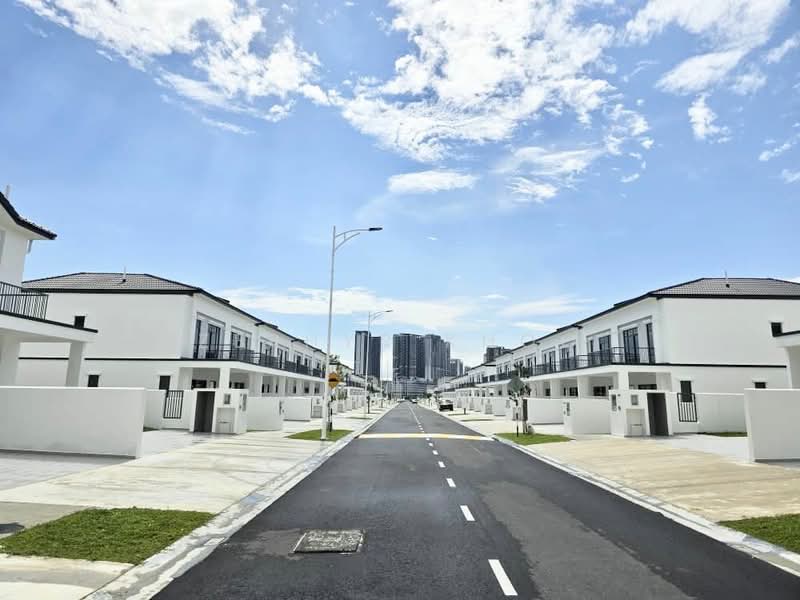 Rumah Kluster untuk Dijual di Eco Botanic (Iskandar Puteri (Nusajaya)) - Zephyr Khoo - Exterior - PropertyGuru.com.my