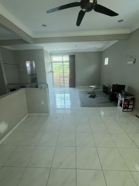 Rumah Teres 2.5 Tingkat untuk Dijual di Taman Desa Murni (Butterworth) - Aswad . - Living Room - PropertyGuru.com.my
