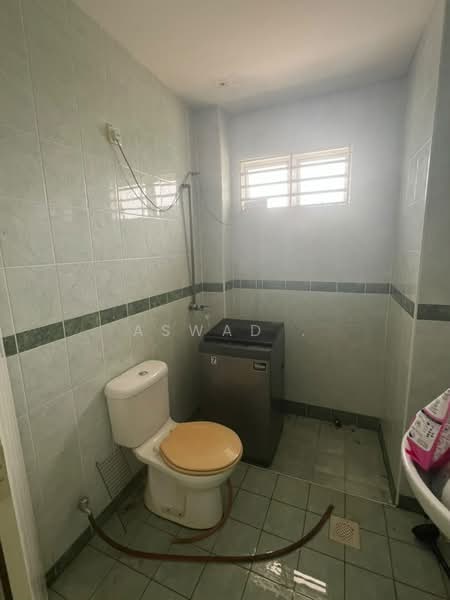 Rumah Teres 2.5 Tingkat untuk Dijual di Taman Desa Murni (Butterworth) - Aswad . - Bathroom - PropertyGuru.com.my