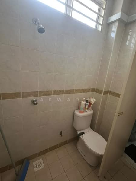 Rumah Teres 2.5 Tingkat untuk Dijual di Taman Desa Murni (Butterworth) - Aswad . - Bathroom - PropertyGuru.com.my