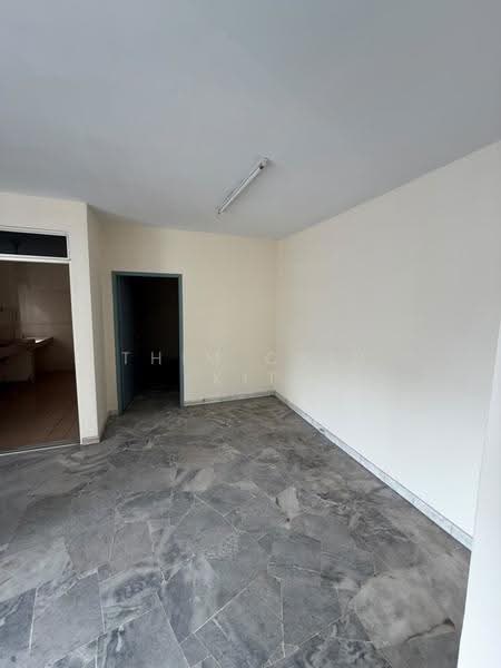Rumah Flat untuk Dijual di Taman Indah Perdana - Thim Chin Kit - Interior - PropertyGuru.com.my