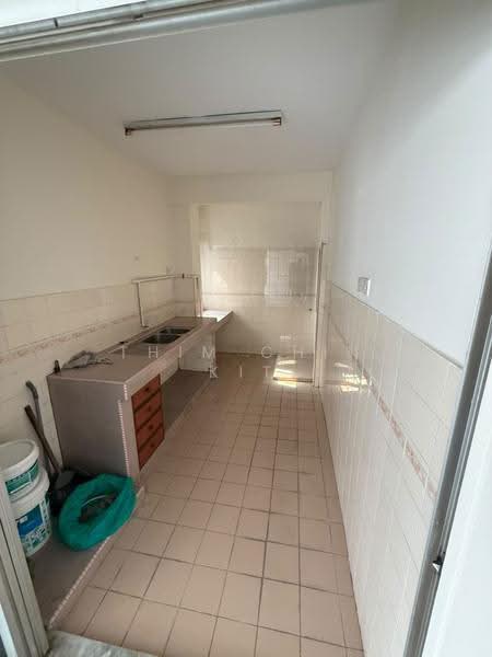 Rumah Flat untuk Dijual di Taman Indah Perdana - Thim Chin Kit - Kitchen - PropertyGuru.com.my