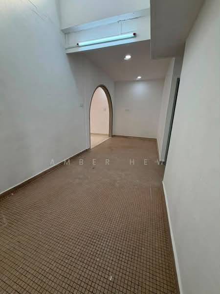 Rumah Teres 1 Tingkat untuk Dijual di Taman Johor (Tampoi) - Amber Hew - Interior - PropertyGuru.com.my