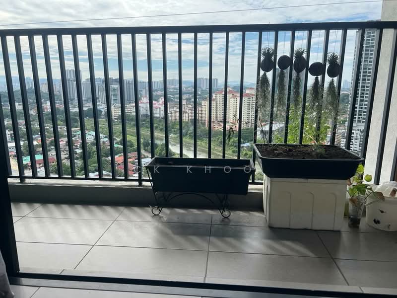 Servis Apartment untuk Disewa di D'sands Residence - CK Khoo - Balcony - PropertyGuru.com.my