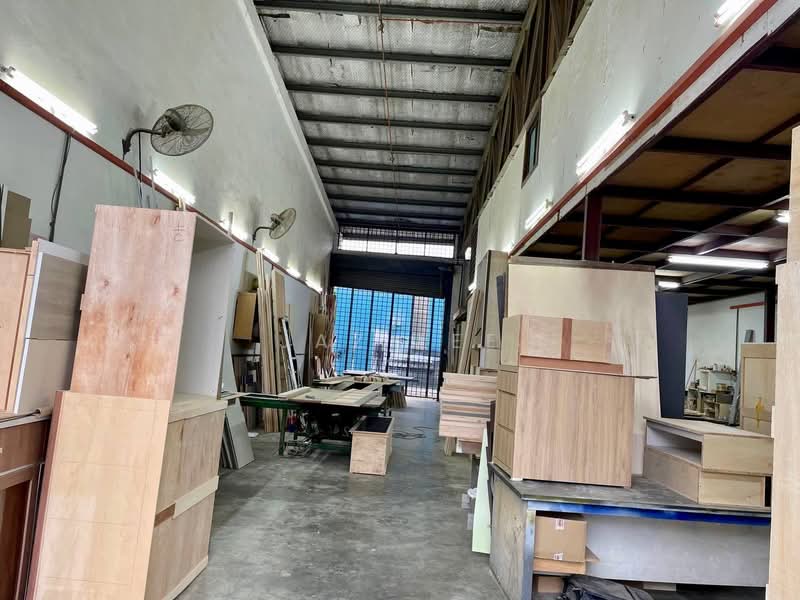 Terrace Factory for Sale in Taman Daya (Johor Bahru) - Jaz Lee - PropertyGuru.com.my