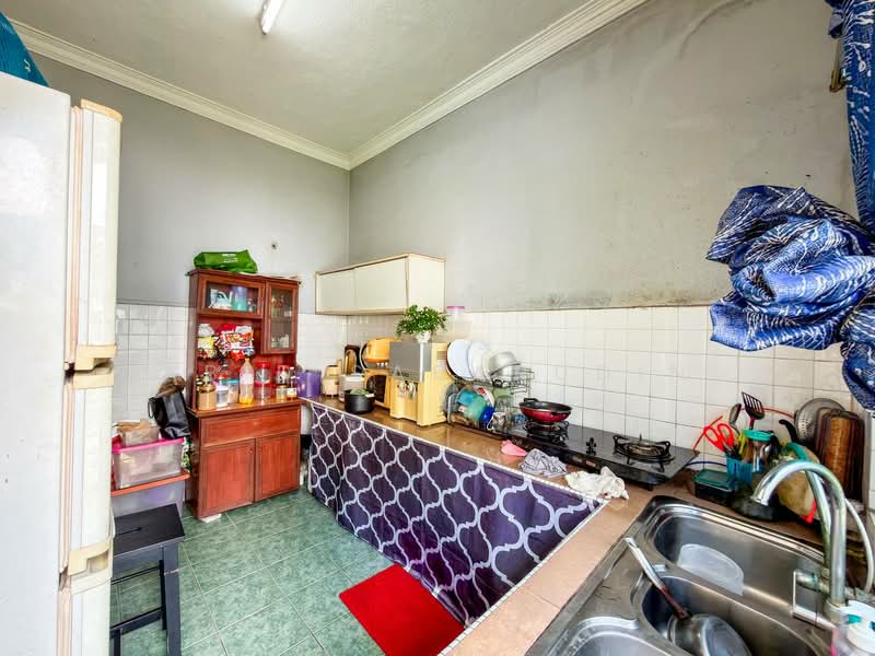Rumah Teres 2 Tingkat untuk Dijual di Taman Dagang Jaya (Ampang) - Abid Sabarudin - Kitchen - PropertyGuru.com.my