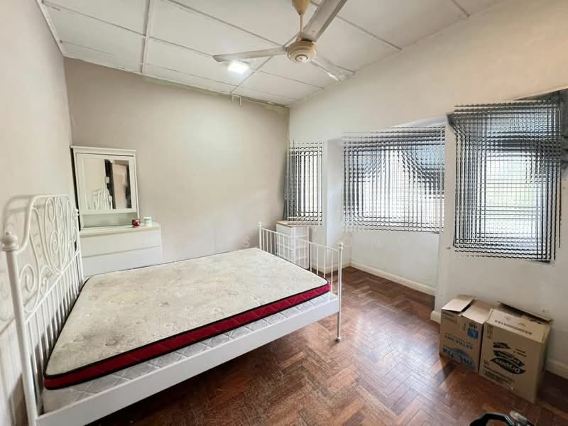 Rumah Teres 2 Tingkat untuk Dijual di Bandar Sri Damansara (Selangor) - Louis Foong - Bedroom - PropertyGuru.com.my