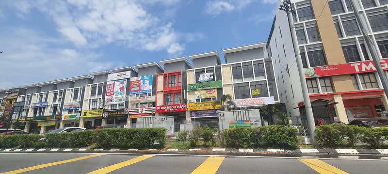 Shop for Rent in Taman Ehsan (Kepong) - FC Wong - Exterior - PropertyGuru.com.my