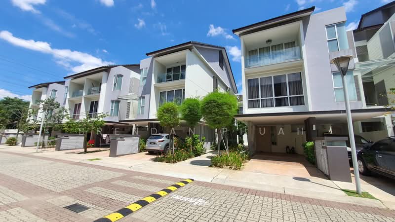 Townhouse for Sale in Petaling Jaya (Selangor) - Brendan Phuah - Exterior - PropertyGuru.com.my