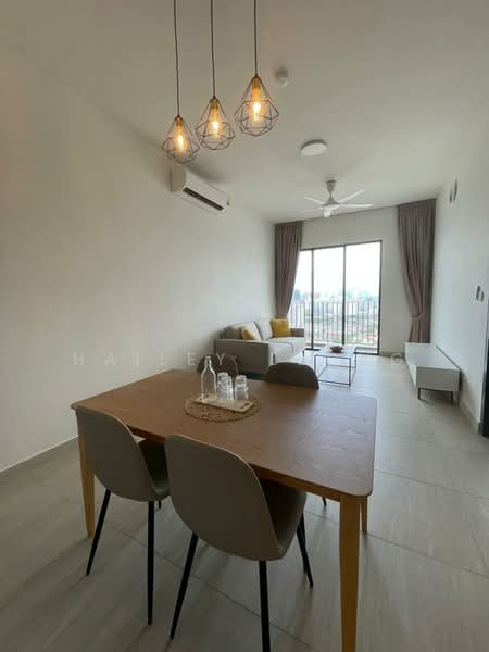 Servis Apartment untuk Disewa di Atwater : Service Residences - Hailey Leong - Living Room - PropertyGuru.com.my