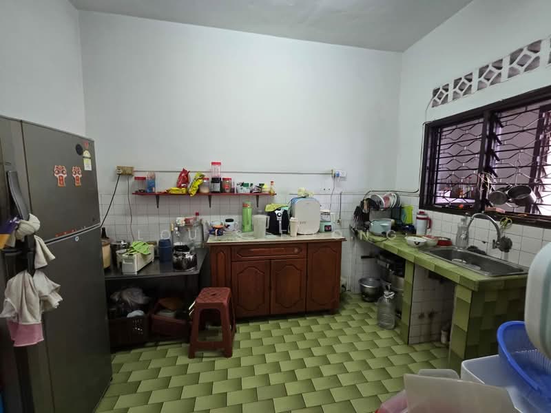 2-storey Terraced House for Sale in Taman Petaling (Kepong) - Louis Foong - Kitchen - PropertyGuru.com.my