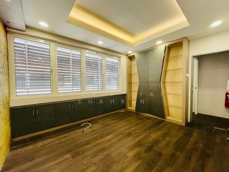Kedai / Pejabat untuk Disewa di Seksyen 20 (Shah Alam) - Absyarie Syafiq Shahrin - Interior - PropertyGuru.com.my