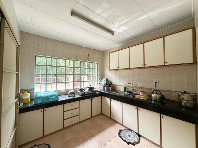 Bungalow for Sale in Bandar Country Homes (Rawang) - Raymerc Lim - Kitchen - PropertyGuru.com.my