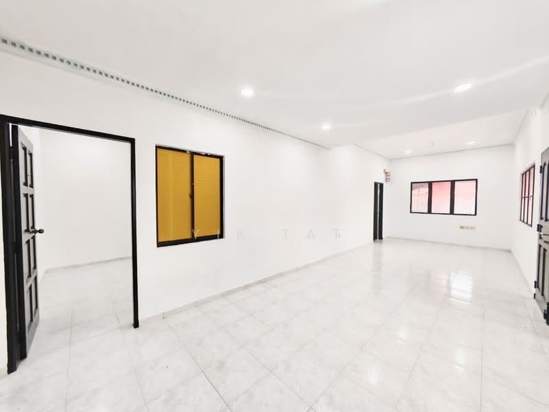 1-storey Terraced House for Sale in Taman Sri Tebrau (Johor Bahru) - Yik Tat - PropertyGuru.com.my