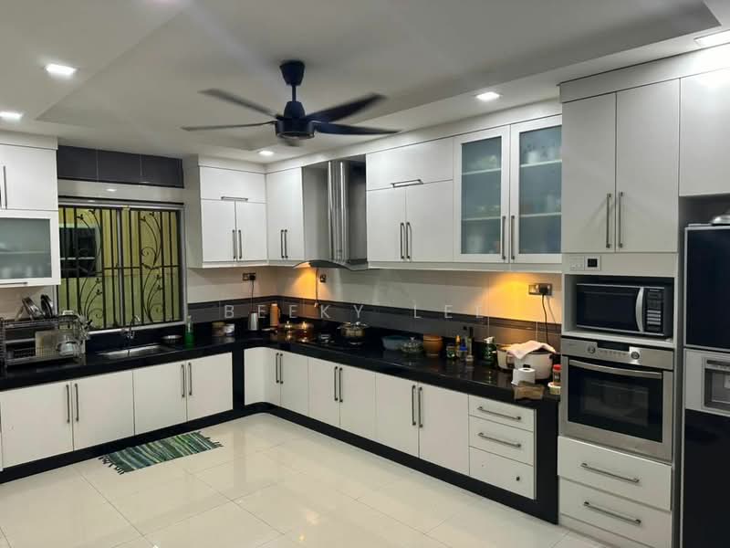 2-storey Terraced House for Sale in Sitiawan (Perak) - Beeky Lee - Kitchen - PropertyGuru.com.my