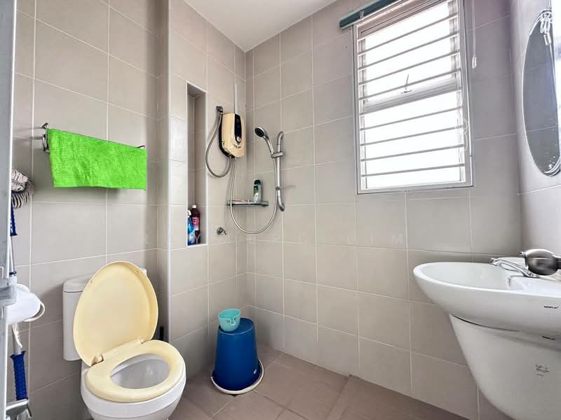 2-storey Terraced House for Sale in Rawang (Selangor) - Raymerc Lim - Bathroom - PropertyGuru.com.my