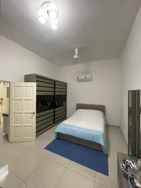 Rumah Kluster untuk Dijual di Taman Mount Austin (Tebrau) - Alviss Tay - Bedroom - PropertyGuru.com.my