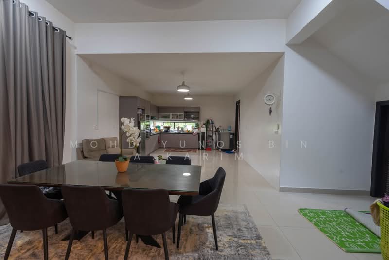 Semi-Detached House for Sale in Rawang (Selangor) - Mohd Yunos Bin A.Karim - Living Room - PropertyGuru.com.my
