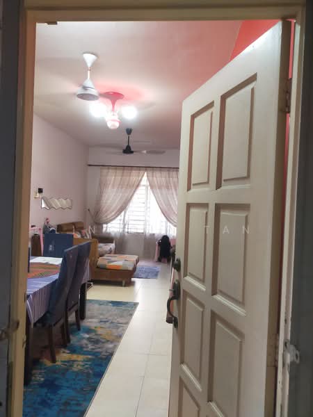 Pangsapuri untuk Disewa di Laman Suria - Lincoln Tan - Living Room - PropertyGuru.com.my