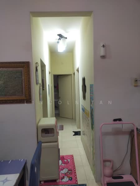 Pangsapuri untuk Disewa di Laman Suria - Lincoln Tan - Corridor - PropertyGuru.com.my