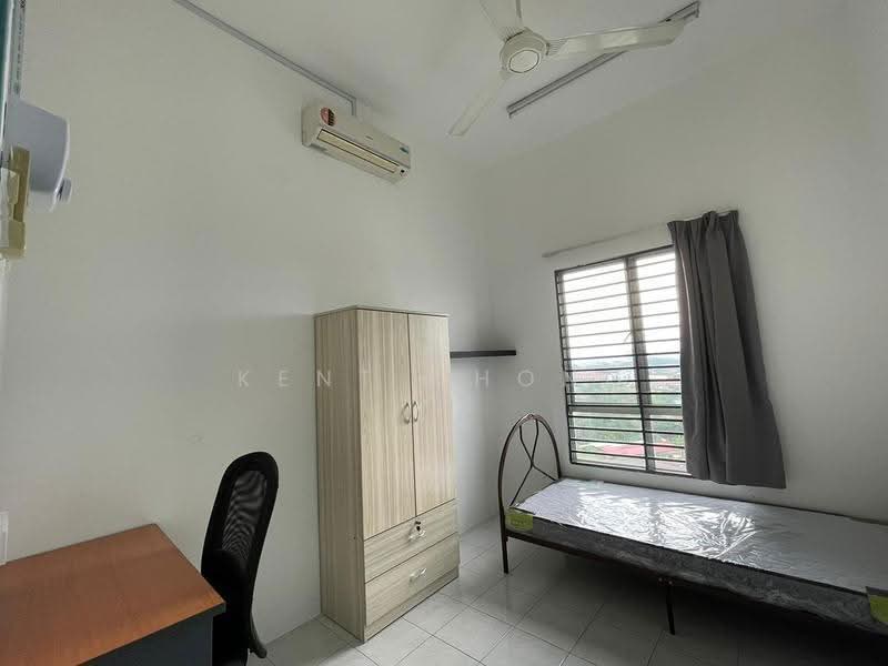 Pangsapuri untuk Dijual di Villa Tropika - Kent Chong - Bedroom - PropertyGuru.com.my
