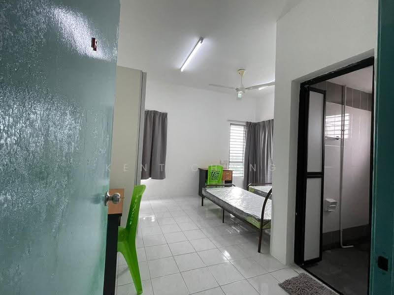 Pangsapuri untuk Dijual di Villa Tropika - Kent Chong - Bedroom - PropertyGuru.com.my