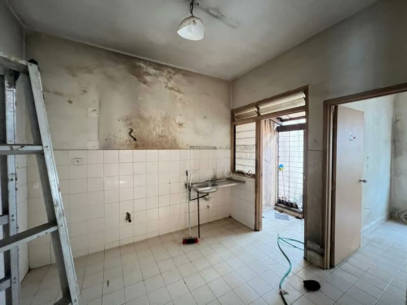 Rumah Teres 2 Tingkat untuk Dijual di Bandar Sri Damansara (Selangor) - Louis Foong - Kitchen - PropertyGuru.com.my