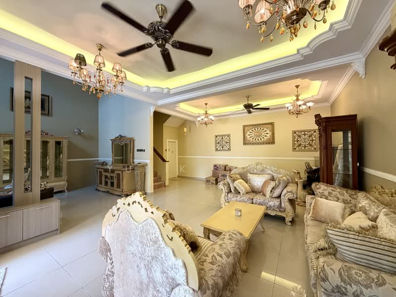 Semi-Detached House for Sale in Capa Residency (Kajang) - Yumiko Kew - Living Room - PropertyGuru.com.my
