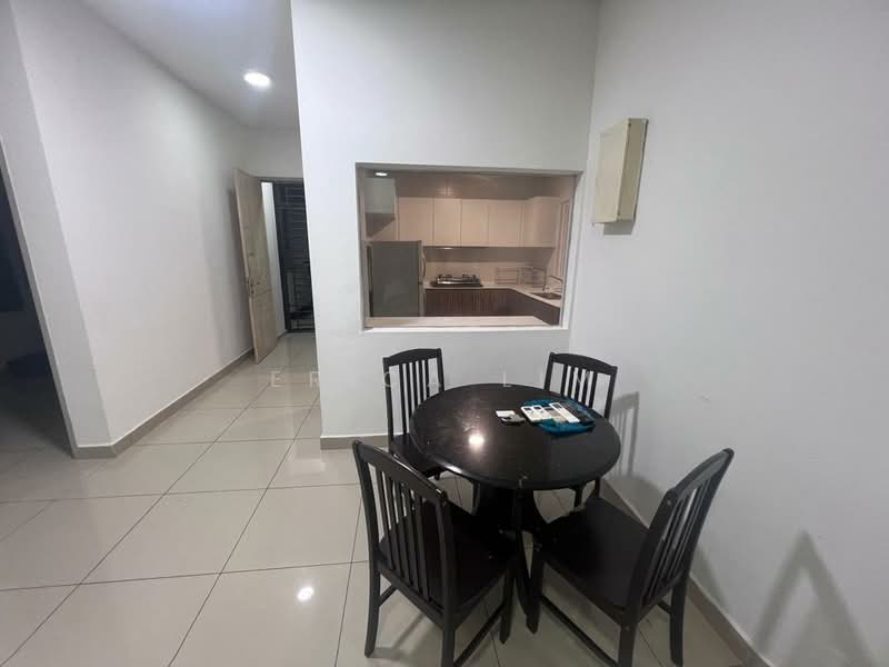 Servis Apartment untuk Dijual di Seasons Amara Larkin - Erica Lim - Dining Room - PropertyGuru.com.my