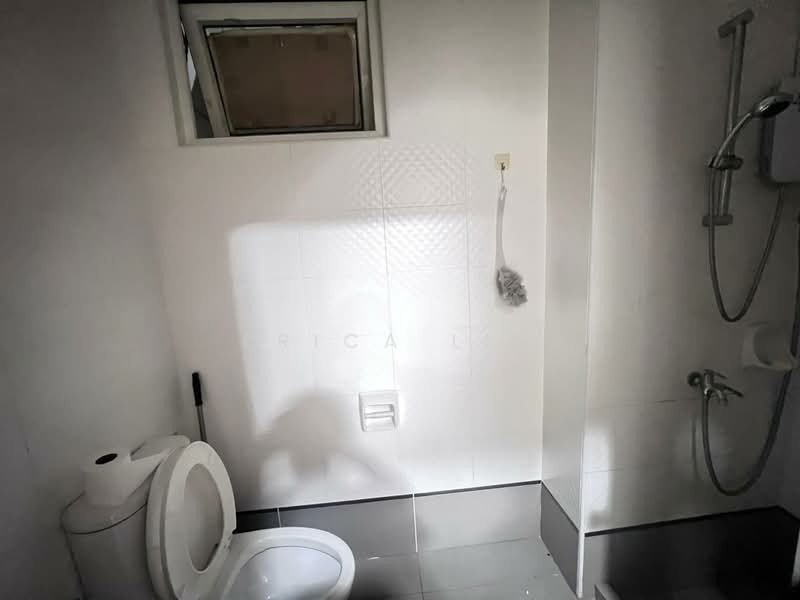 Servis Apartment untuk Dijual di Seasons Amara Larkin - Erica Lim - Bathroom - PropertyGuru.com.my