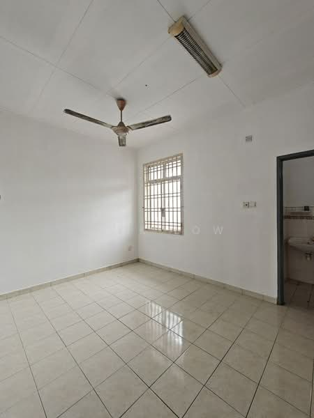 Rumah Teres 2 Tingkat untuk Disewa di Bandar Putra (Kulai) - Nick Low - Interior - PropertyGuru.com.my