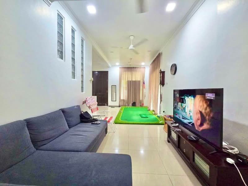 2-storey Terraced House for Sale in Setiawangsa (Kuala Lumpur) - Hazlin Miswan - Living Room - PropertyGuru.com.my