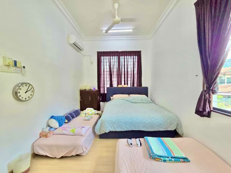 2-storey Terraced House for Sale in Setiawangsa (Kuala Lumpur) - Hazlin Miswan - Bedroom - PropertyGuru.com.my