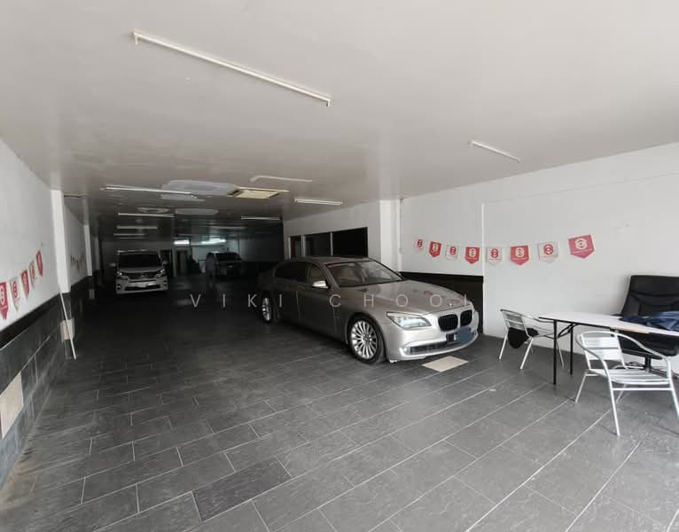 Terrace Factory for Rent in Kawasan Perindustrian Tampoi (Johor Bahru) - Viki Chooi - Car Park - PropertyGuru.com.my