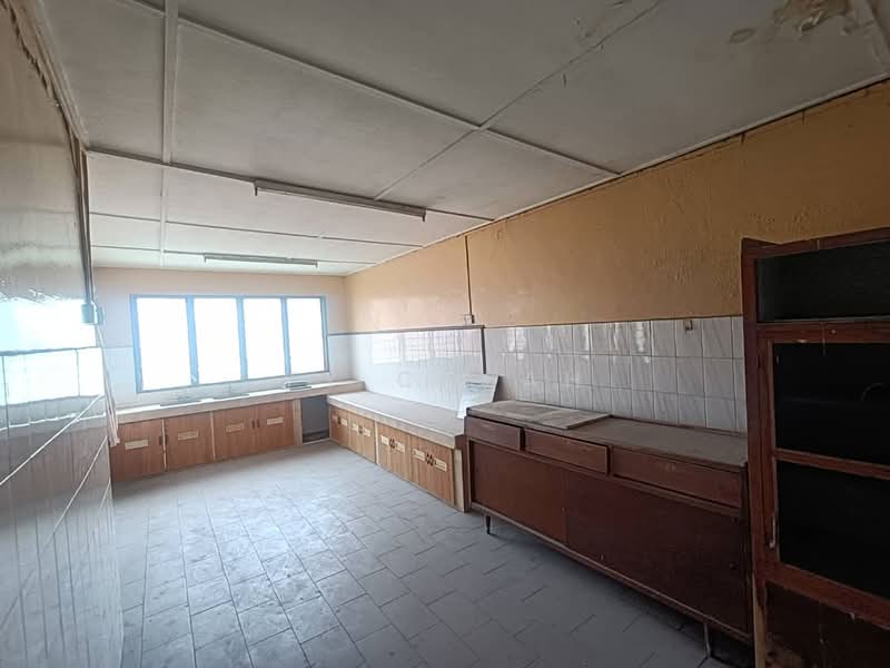 Shop for Sale in Gopeng (Perak) - YY Cheah - Kitchen - PropertyGuru.com.my