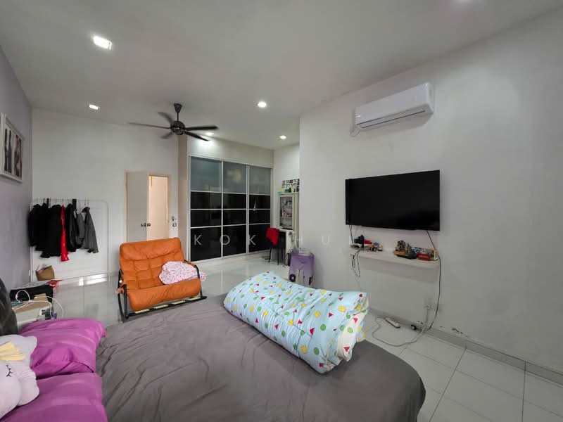 2-storey Terraced House for Sale in Setia Tropika (Johor Bahru) - Kok Hui - Bedroom - PropertyGuru.com.my