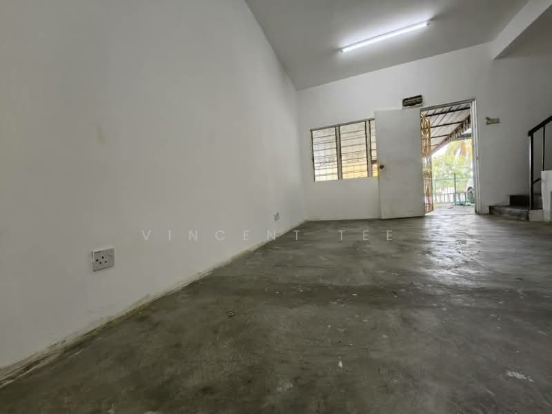 Rumah Teres 2 Tingkat untuk Dijual di Taman Bendahara (Kuala Selangor) - Vincent Tee - PropertyGuru.com.my