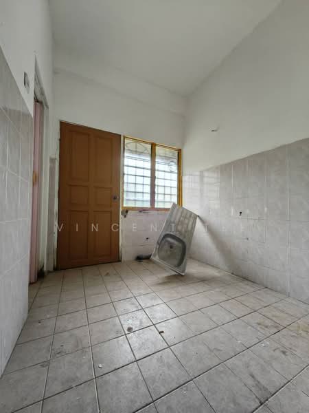 Rumah Teres 2 Tingkat untuk Dijual di Taman Bendahara (Kuala Selangor) - Vincent Tee - PropertyGuru.com.my
