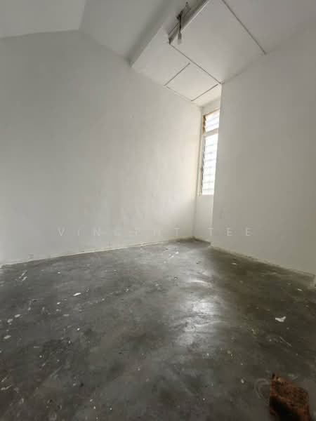 Rumah Teres 2 Tingkat untuk Dijual di Taman Bendahara (Kuala Selangor) - Vincent Tee - PropertyGuru.com.my