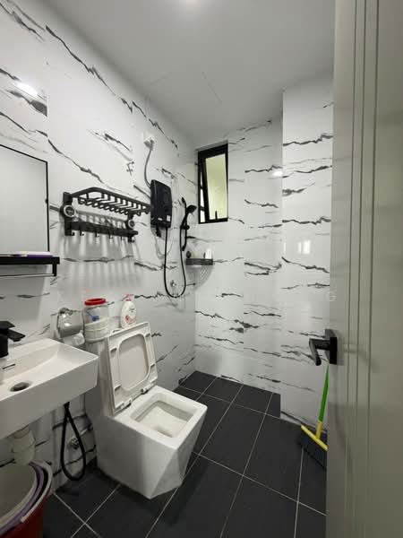 Condominium for Rent at Palazzo - Kelvin Chong - Bathroom - PropertyGuru.com.my