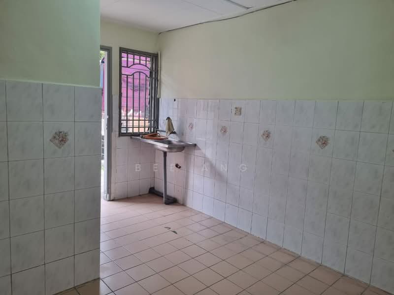 2-storey Terraced House for Sale in Kapar (Selangor) - Bee Ang - Kitchen - PropertyGuru.com.my