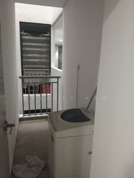Servis Apartment untuk Dijual di Larkin Heights - Shirley Haw - PropertyGuru.com.my