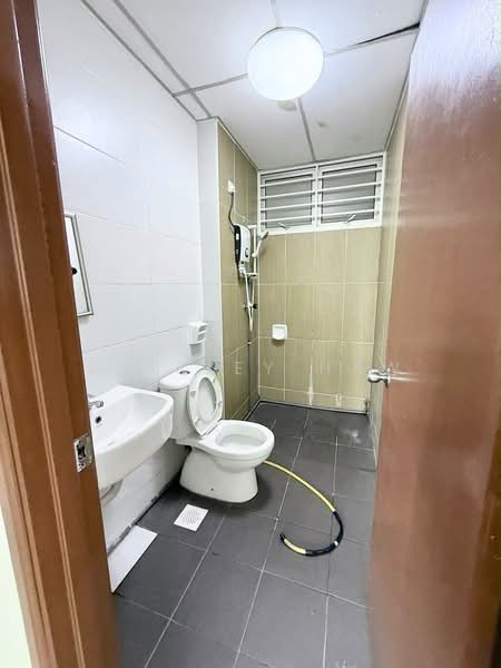 Servis Apartment untuk Dijual di Larkin Heights - Shirley Haw - PropertyGuru.com.my