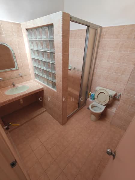 Rumah Teres 2 Tingkat untuk Dijual di Taman Bukit Angsana (Cheras) - CK Khoo - Bathroom - PropertyGuru.com.my